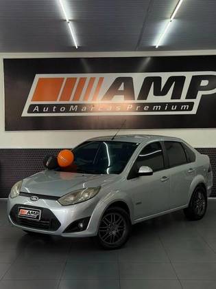 FORD FIESTA 1.6 ROCAM SE 8V FLEX 4P MANUAL FORD FIESTA 1.6 ROCAM SE 8V FLEX 4P MANUAL